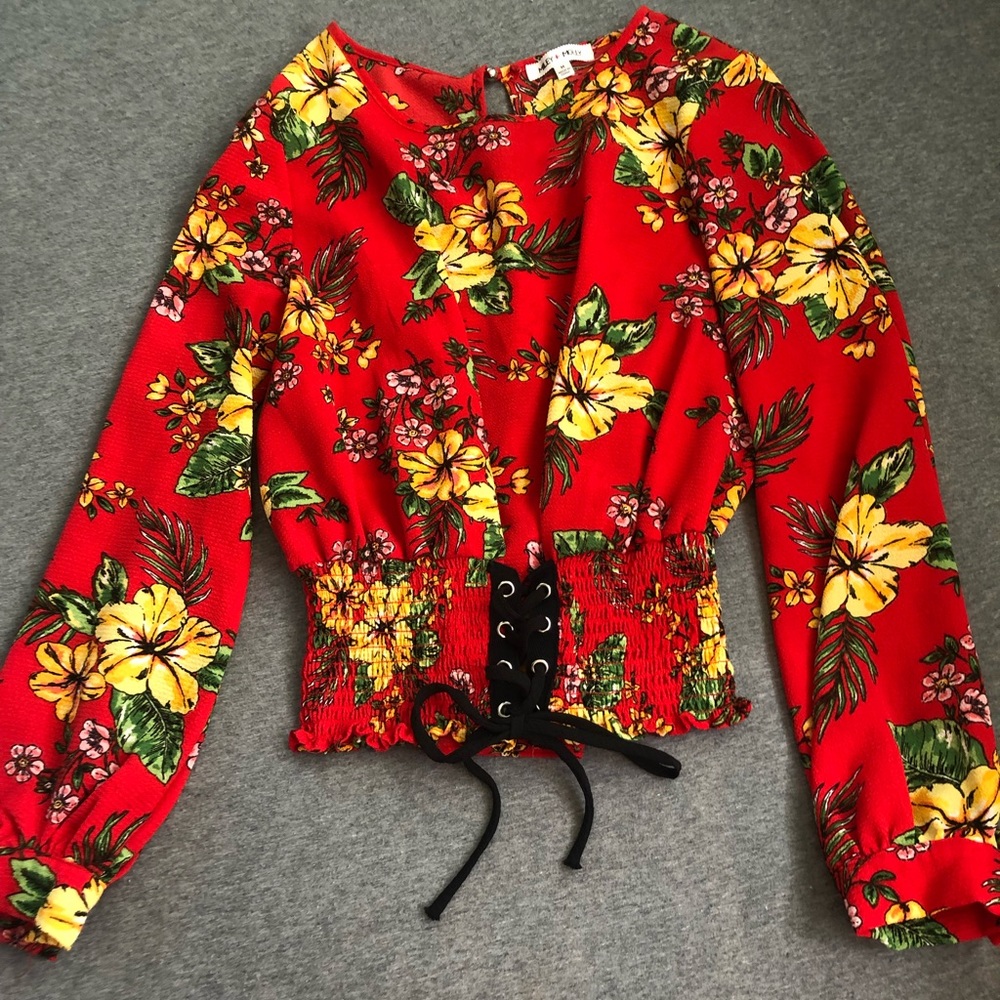 Miley+Molly Brand Top Size M Good Condition